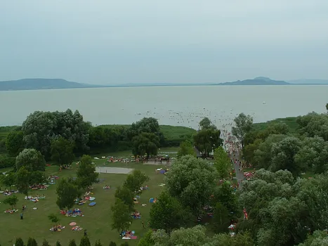 Hullám utcai szabadstrand – Balatonmáriafürdő