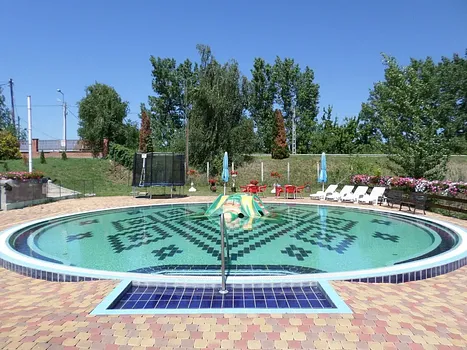 Fűzfa Pihenőpark Poroszló ***