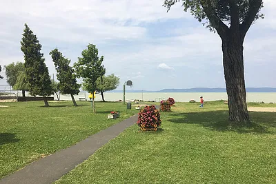 Berzsenyi Utcai Szabadstrand – Balatonszemes