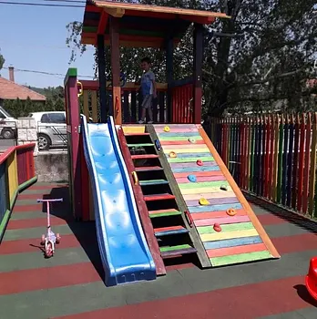 Csülök Bár Étterem