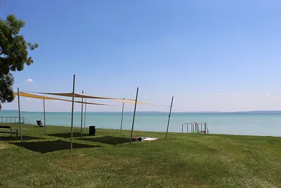 Központi strand – Balatonszepezd