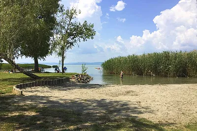 Móricz utcai szabadstrand – Balatonszárszó