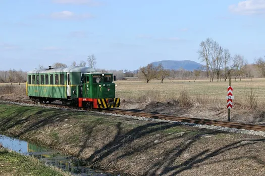 Balatonfenyvesi Kisvasút
