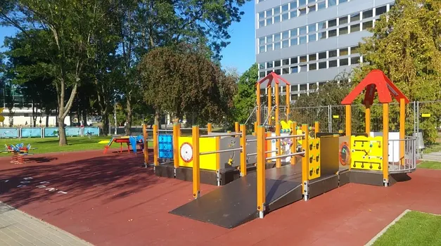 Akadálymentes játszótér