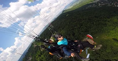 Tandem siklóernyős élményrepülés