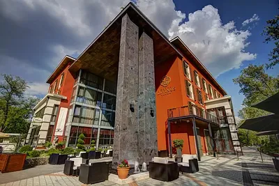 Hotel Divinus Debrecen *****