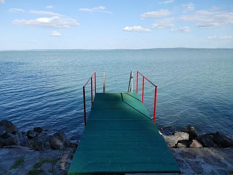 Víriusi strand – Balatonszepezd