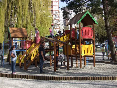 Eötvös téri játszótér