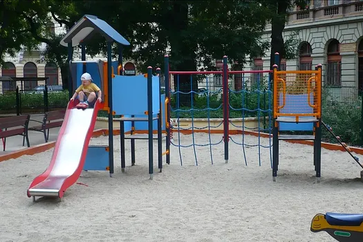 Hunyadi téri játszótér