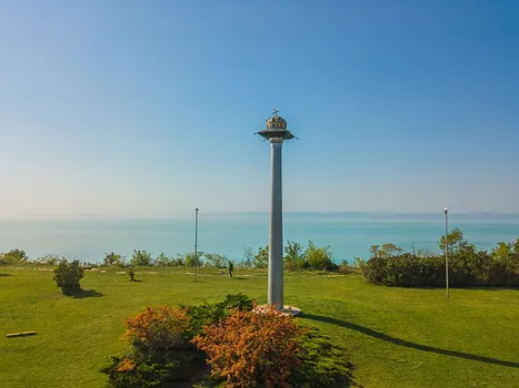 Magaspart – Balatonvilágos