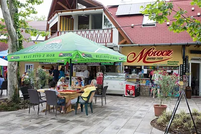Mórocz Büfé és Pomodoro Pizzéria – Balatonboglár