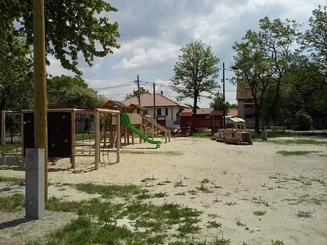 Jókai játszótér
