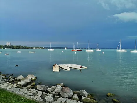 Balatonalmádi hajóállomás – Balatoni Hajózás Zrt. – Balatonalmádi