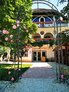 Kékfrankos Pince – Balatonszemes