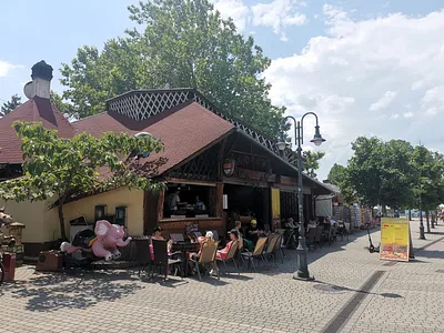 Favágó Étterem és Pizzéria – Balatonlelle