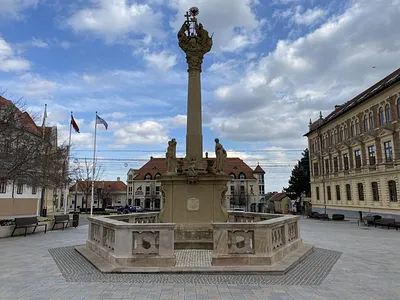Szentháromság szobor – Keszthely