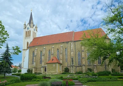 Magyarok Nagyasszonya-templom – Keszthely