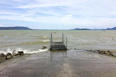 Szabadság utcai szabadstrand – Balatonmáriafürdő