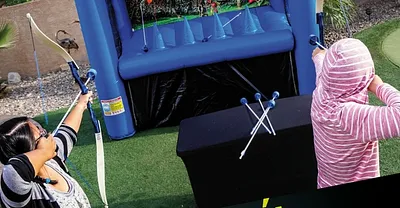 HIGH-TECH CÉLLÖVÖLDE