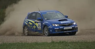 SUBARU IMPREZA WRX STI RALLY AUTÓ ÉLMÉNYVEZETÉS