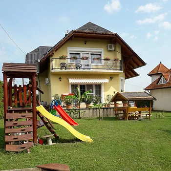 Laura Apartman 