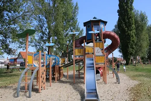 Dömötör utcai Játszótér