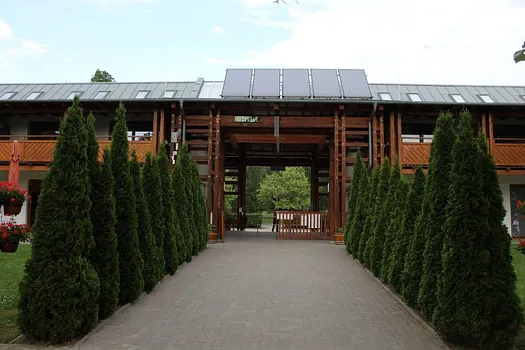 Fövenyfürdő – Balatonfűzfő