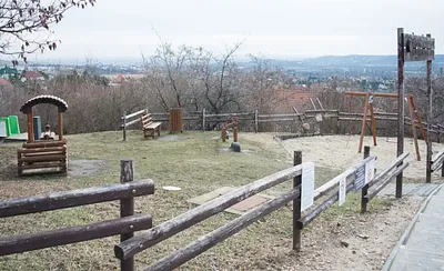 Cserebogár utcai játszótér