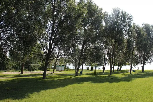 Káptalanfüredi kis strand – Balatonalmádi