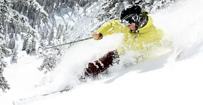 ERDEI SÍELÉS ÉS ERDEI SNOWBOARDOZÁS A MÁTRÁBAN