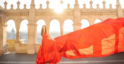 Flyingdress Fotózás - Egy igazán exkluzív egyéni vagy páros élmény a Halászbástyán