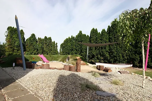 Hideaway Premium Apartments