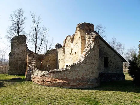 Árpád-kori romtemplom – Balatonlelle