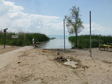 Alsóréti szabadstrand – Balatonkenese