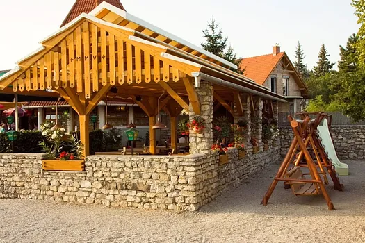 Huszár Vendéglő