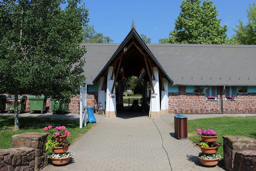 Káptalanfüredi Nagystrand – Balatonalmádi